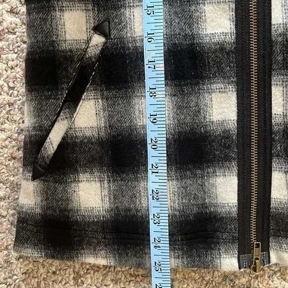 Laju Women's Black and White Plaid Wool Zip-Up Vest Sherpa Lining, Women’s Sz S - Picture 13 of 13